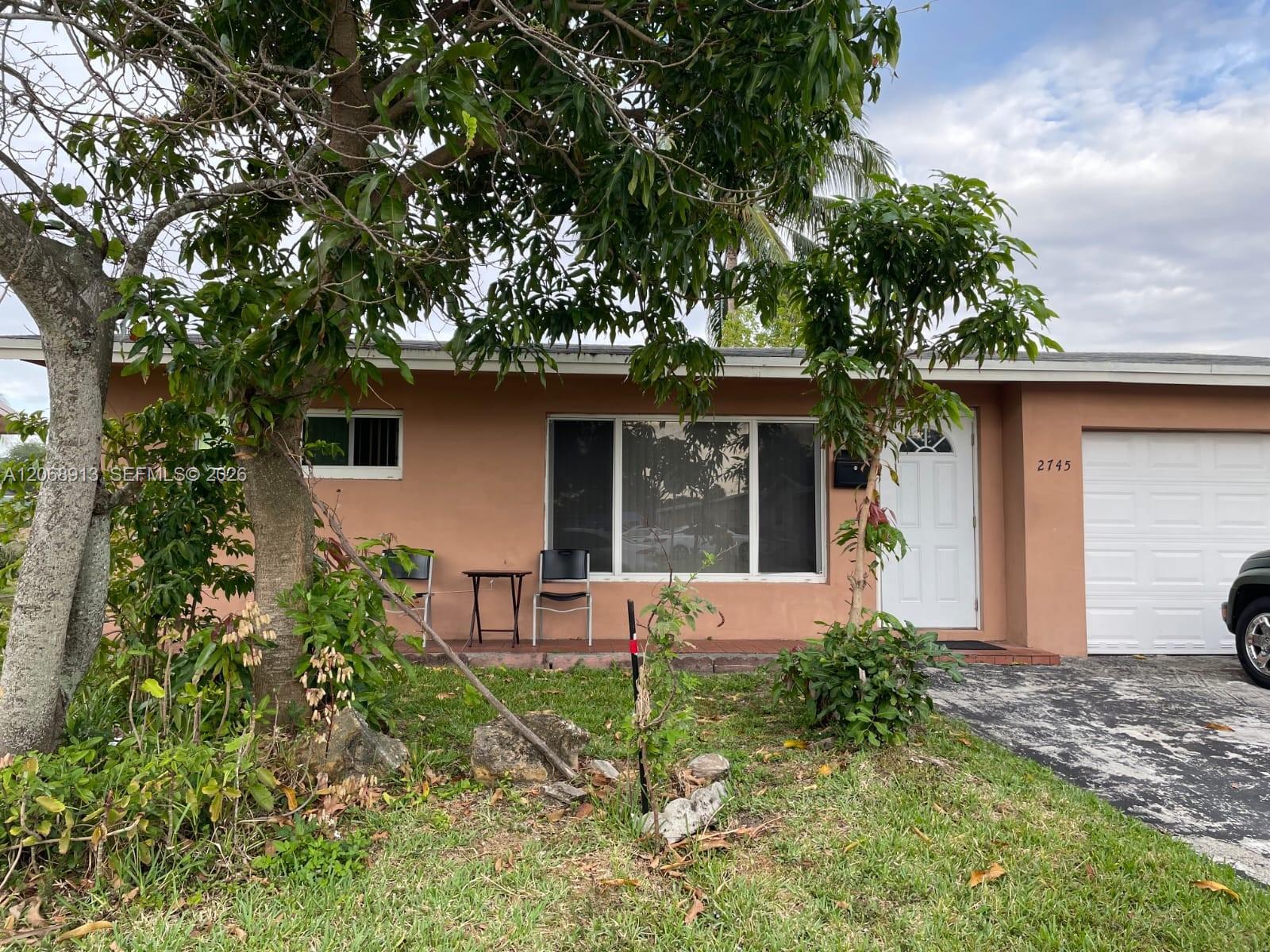 2745 NW 69th Ave, Sunrise FL 33313