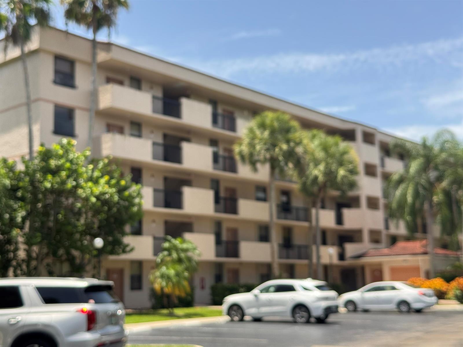 2766 S CARAMBOLA Circle S # 406, Coconut Creek FL 33066