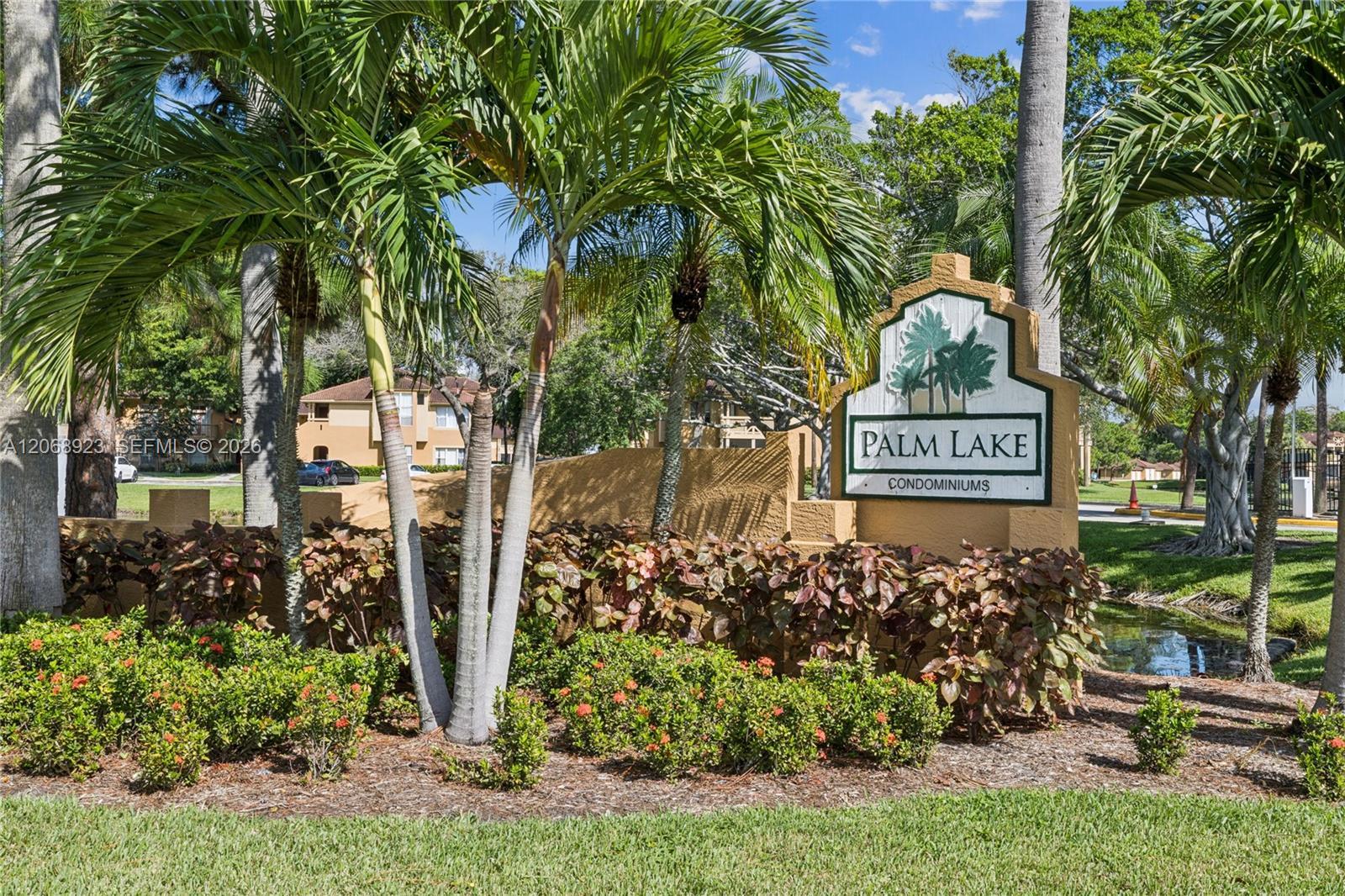 4863 Via Palm Lks # 807, West Palm Beach FL 33417 photo 4