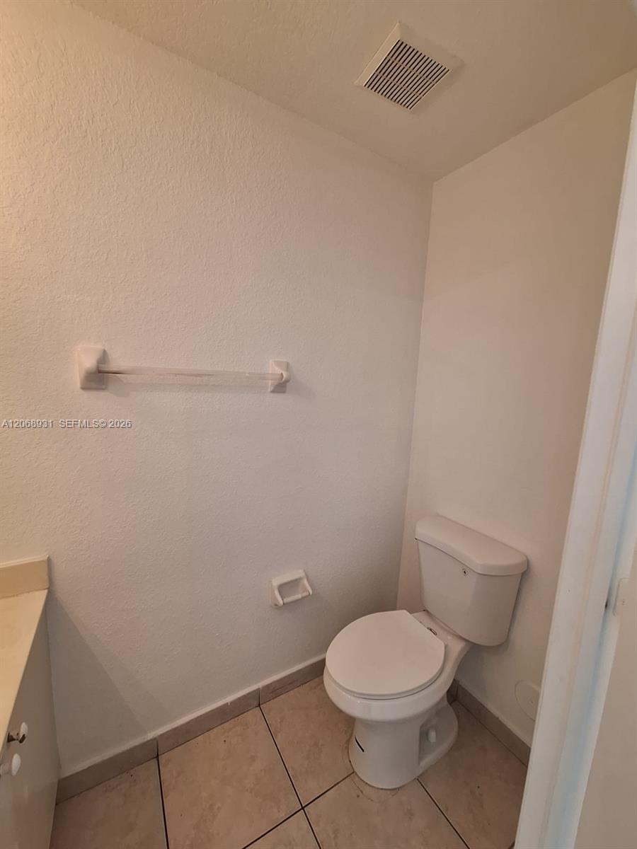 Homestead, FL 33035 photo 2