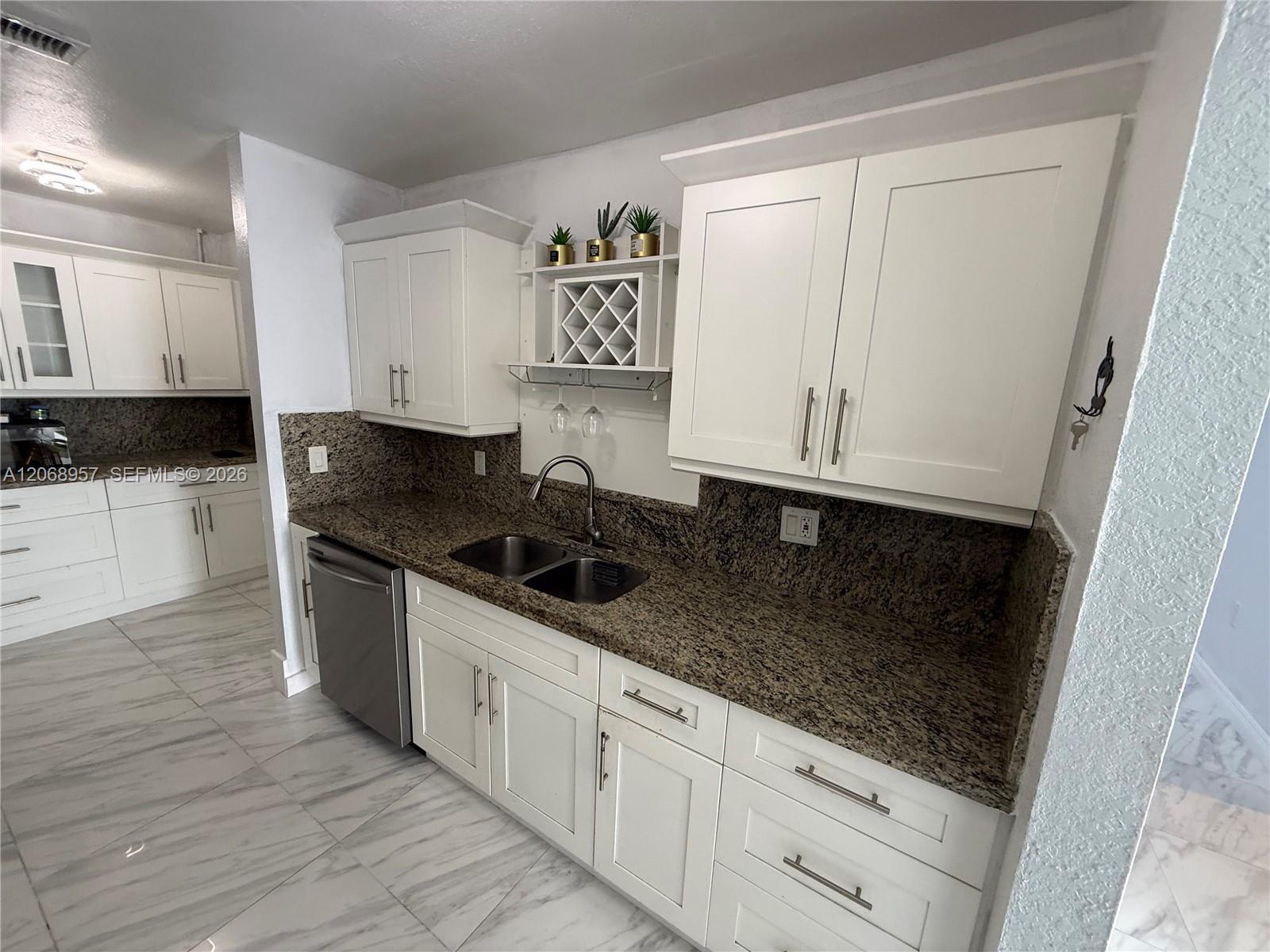 19700 NW 44th Ave, Miami Gardens FL 33055 photo 4