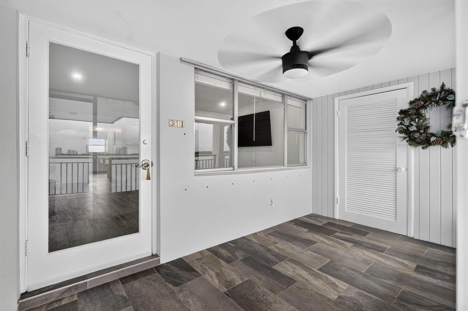 100 SHORE Court # 311, North Palm Beach FL 33408 photo 4