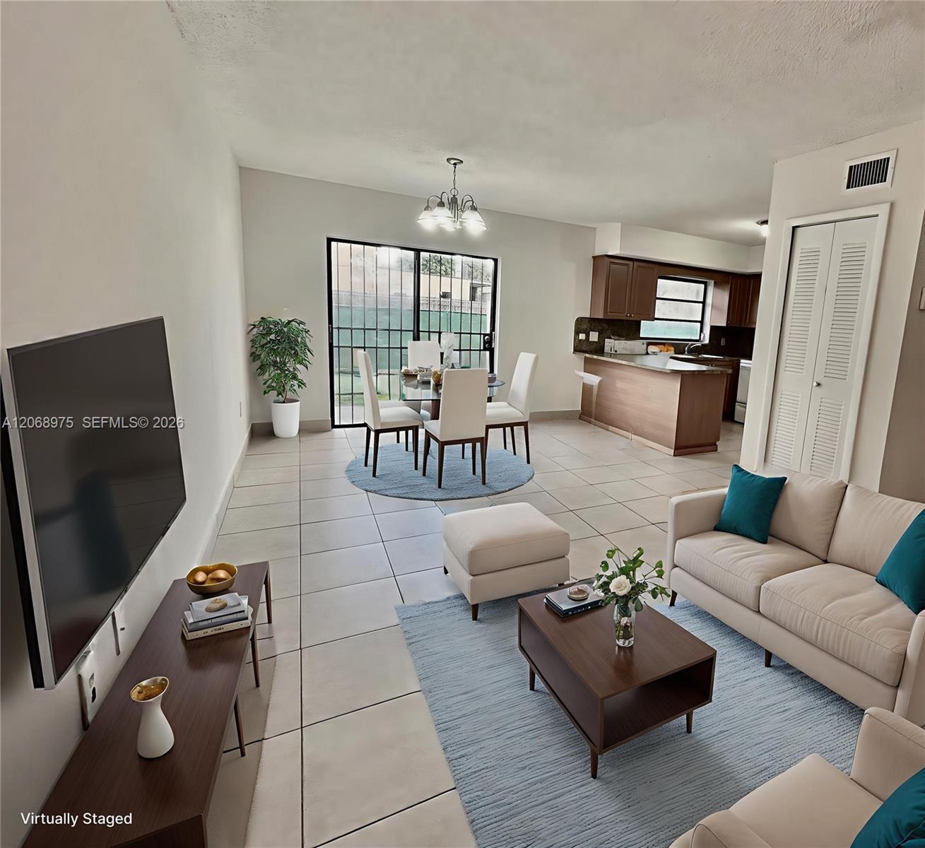 1095 W 37th St, Hialeah FL 33012