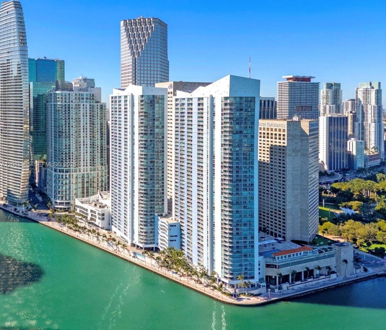 335 S Biscayne Blvd # 1005, Miami FL 33131 photo 2
