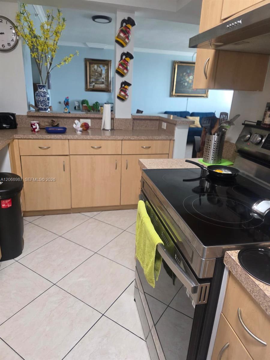 Miami, FL