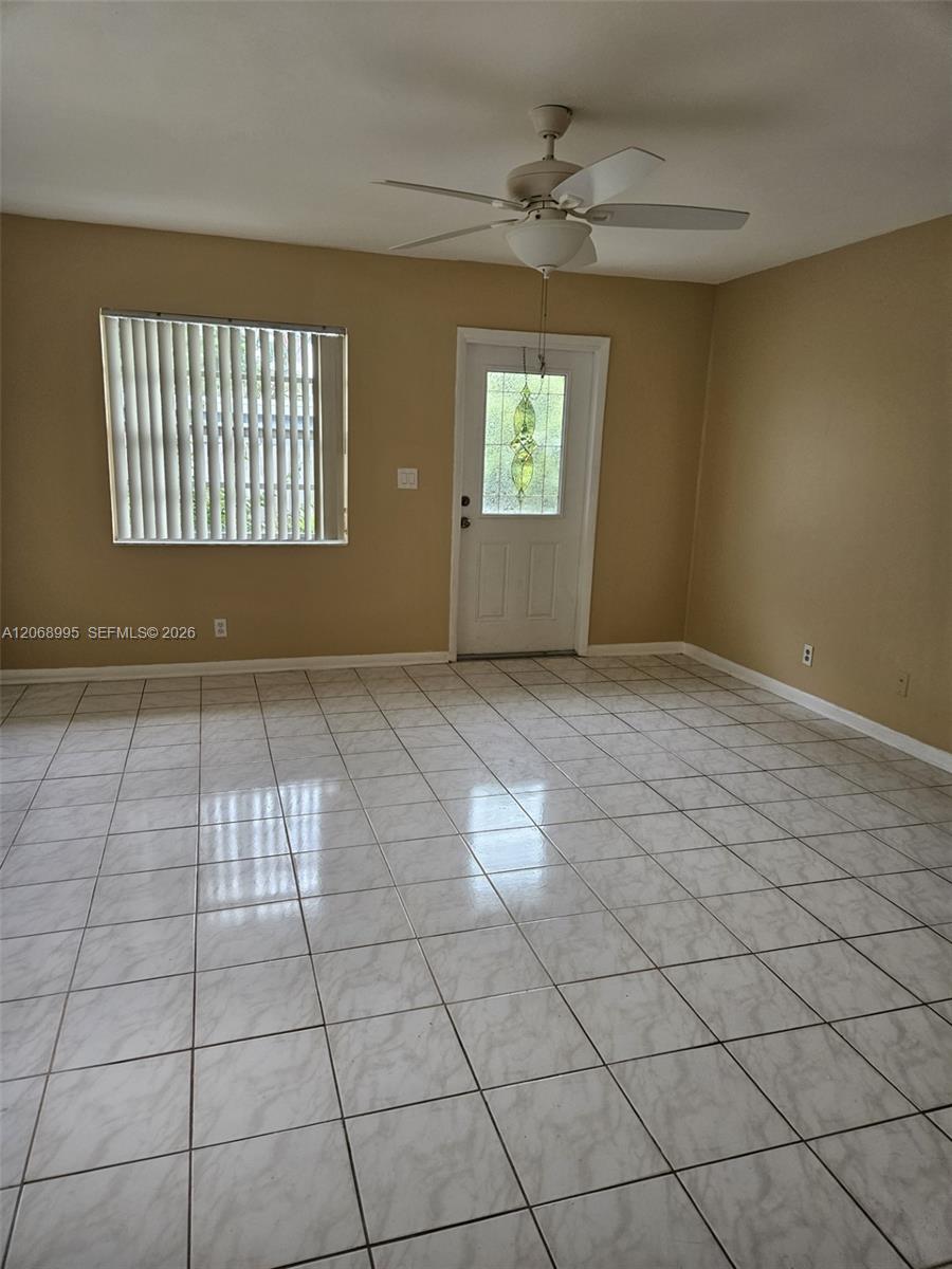 1008 NE 34th Ct # A, Oakland Park FL 33334 photo 2