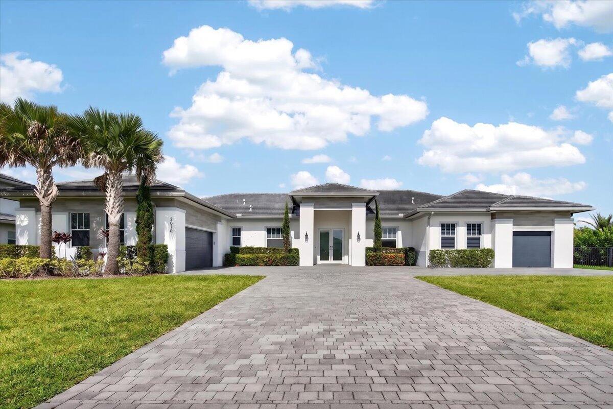 2010 MEADOWS Drive, Davie FL 33324 photo 3