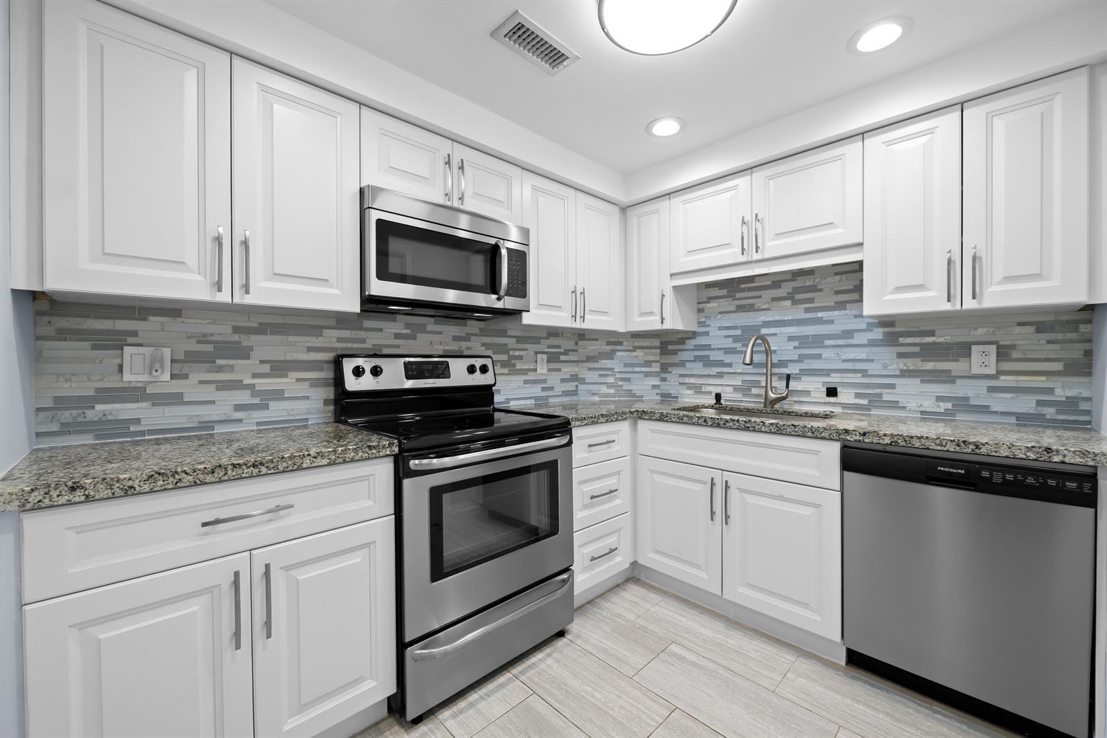9 NE 19th Court # c110, Wilton Manors FL 33305