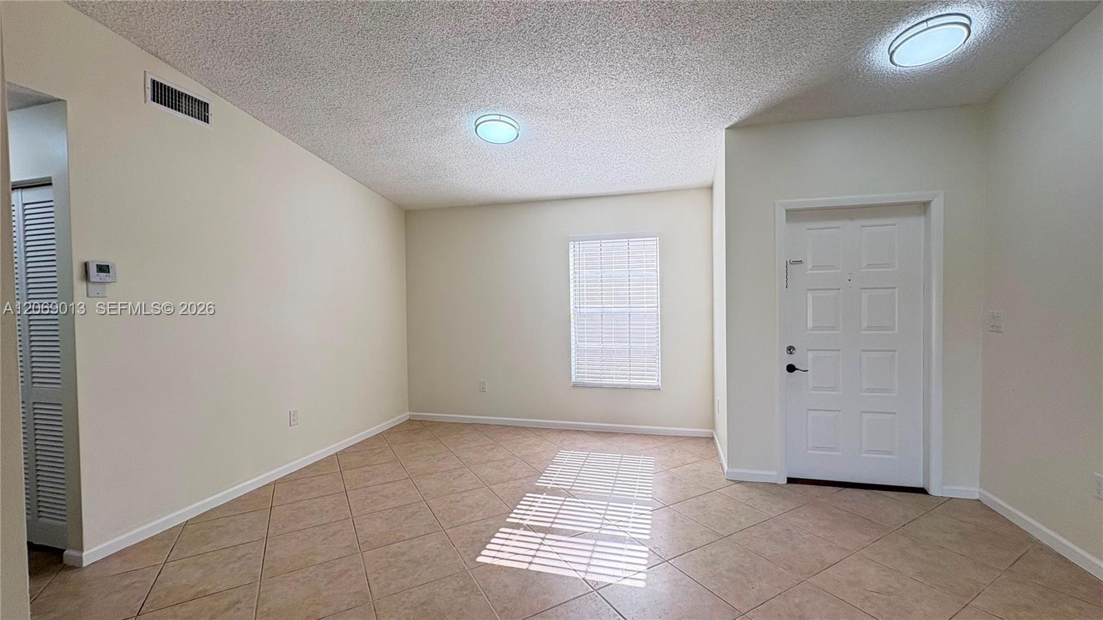 821 W Beckley Sq, Davie FL 33325 photo 2