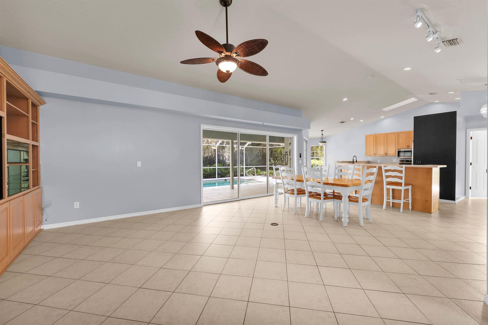 4707 Paleo Pines Circle, Fort Pierce FL 34951 photo 3