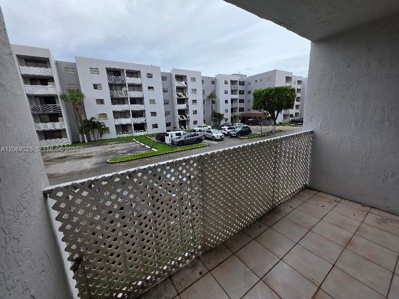 8145 NW 7th St # 201, Miami FL 33126 photo 4
