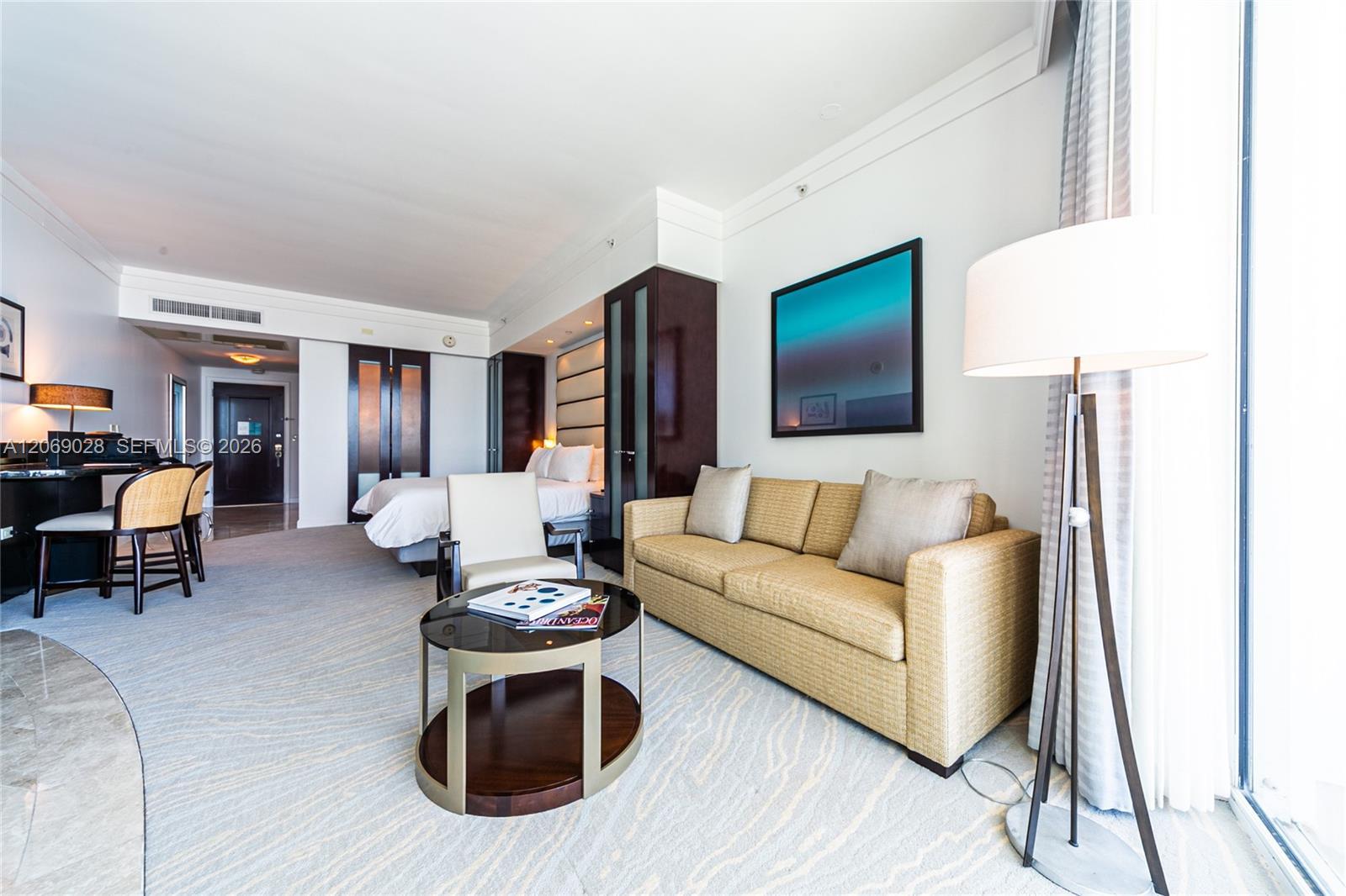 4391 Collins Ave # 1015, Miami Beach FL 33140 photo 2