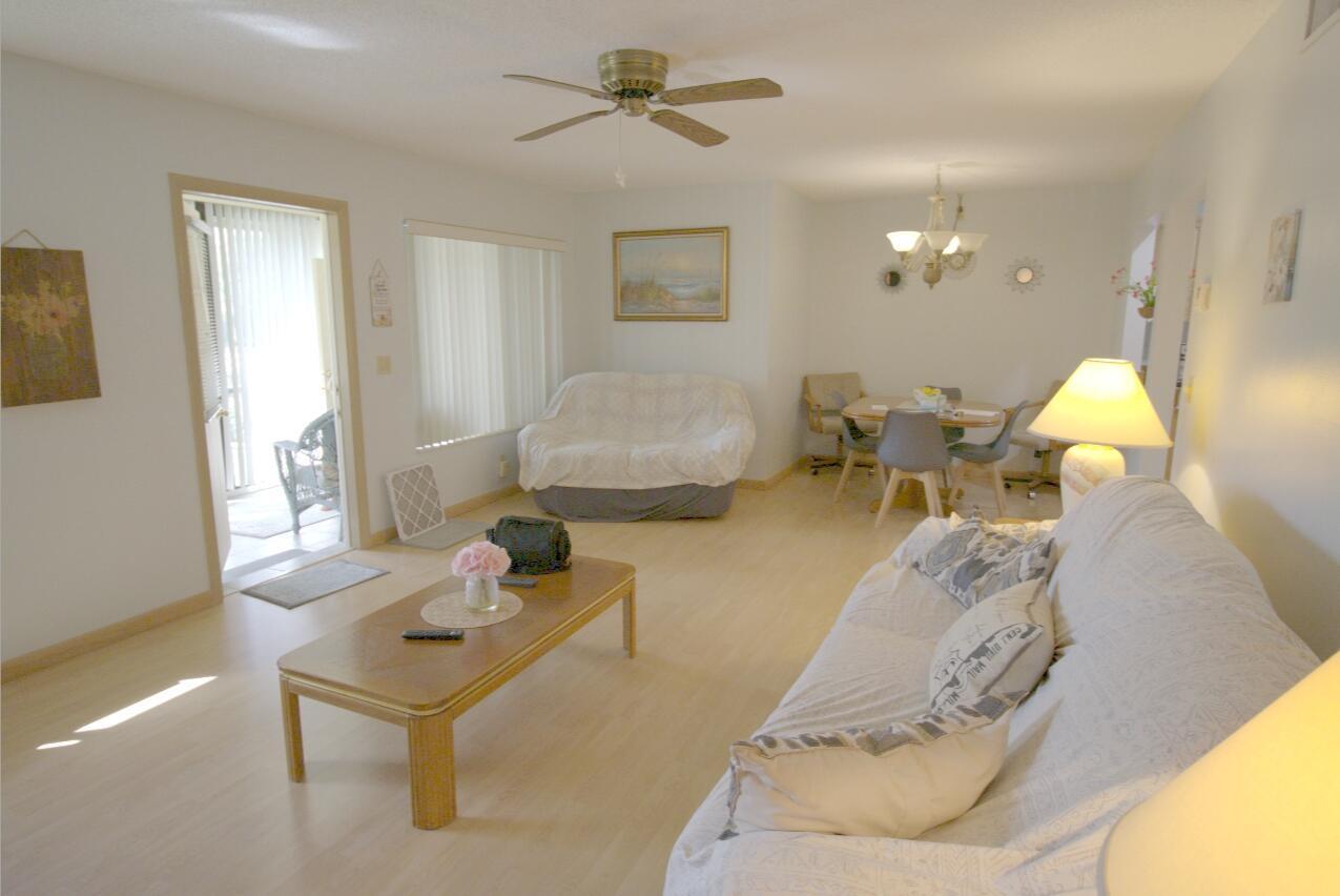3561 PINE NEEDLE Drive # 2, FL 33463