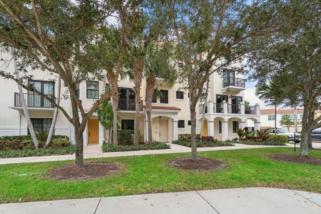 4886 NW 16TH Avenue, Boca Raton FL 33431 photo 2