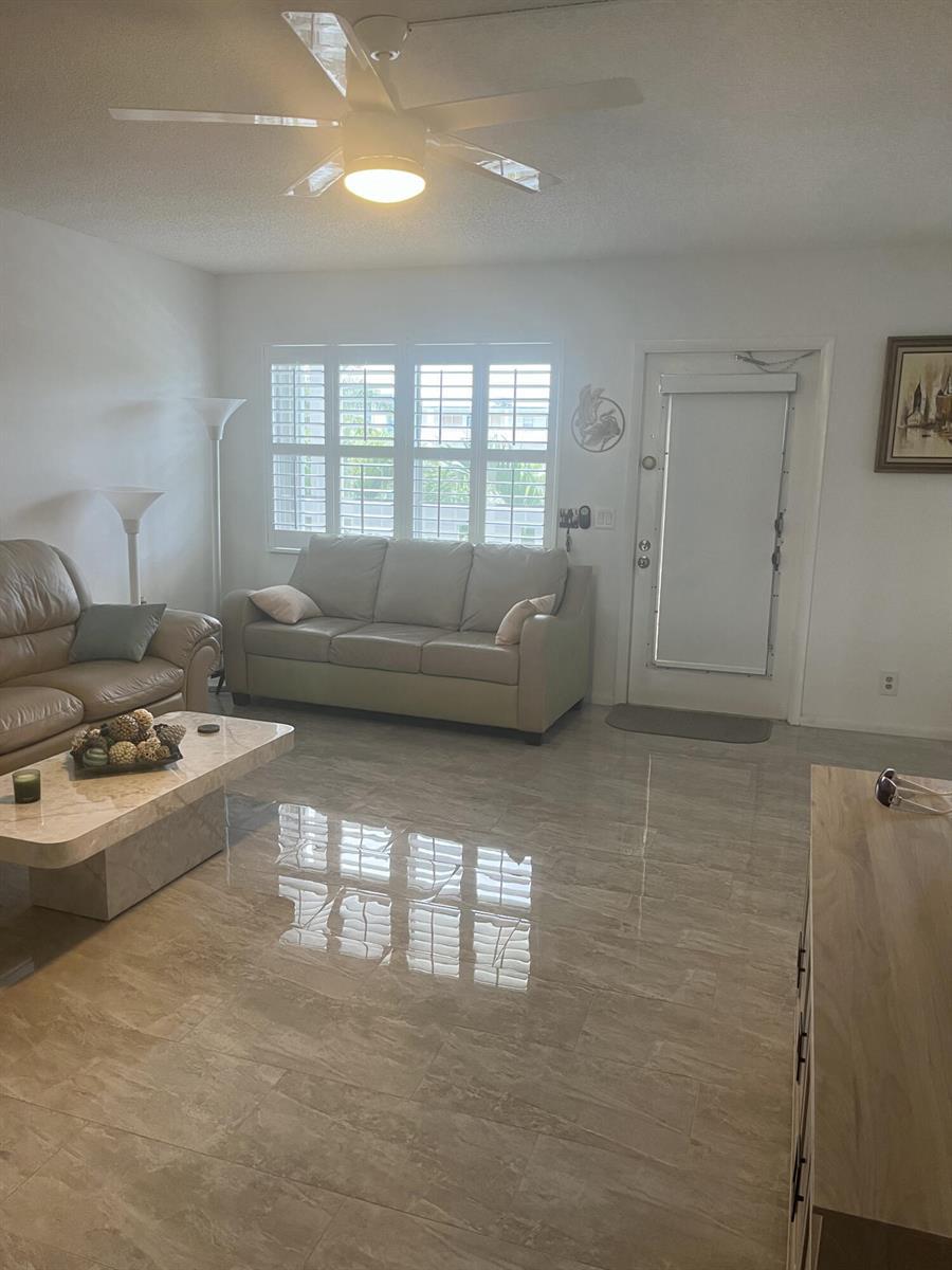 3011 Exeter, Boca Raton FL 33434 photo 3