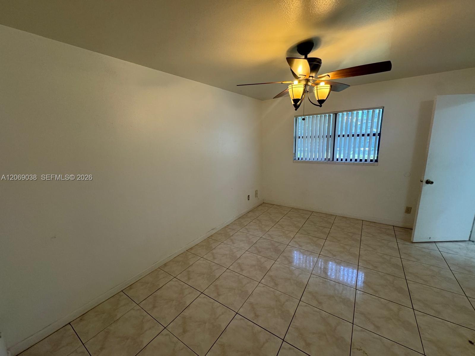 8793 NW 39th St, Sunrise FL 33351 photo 3