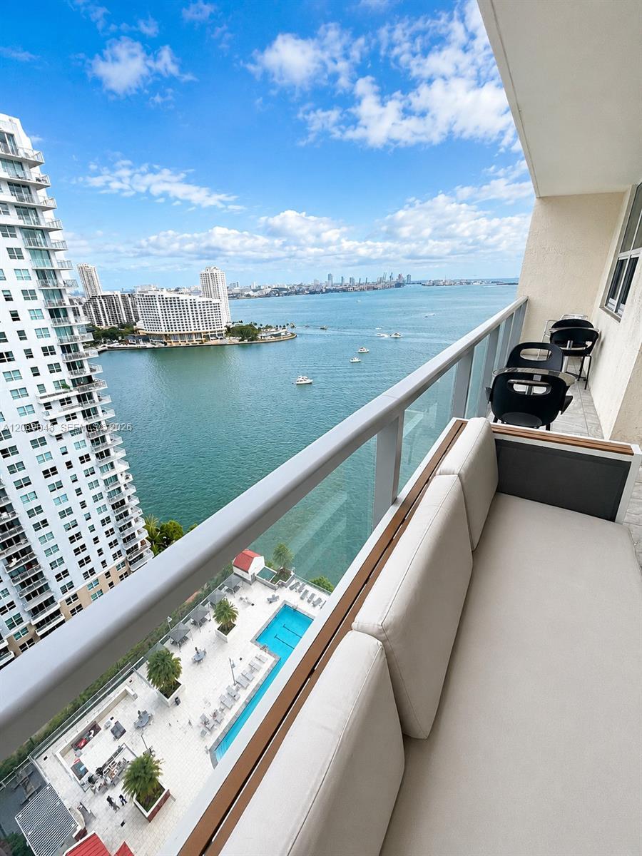 1155 Brickell Bay Dr # 2504, Miami FL 33131
