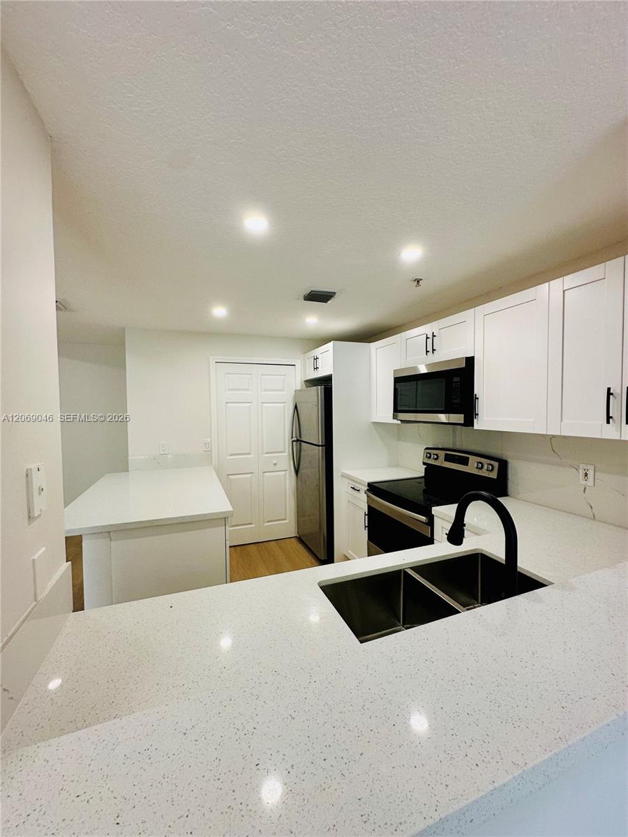6560 NW 114th Ave # 523, Doral FL 33178 photo 3