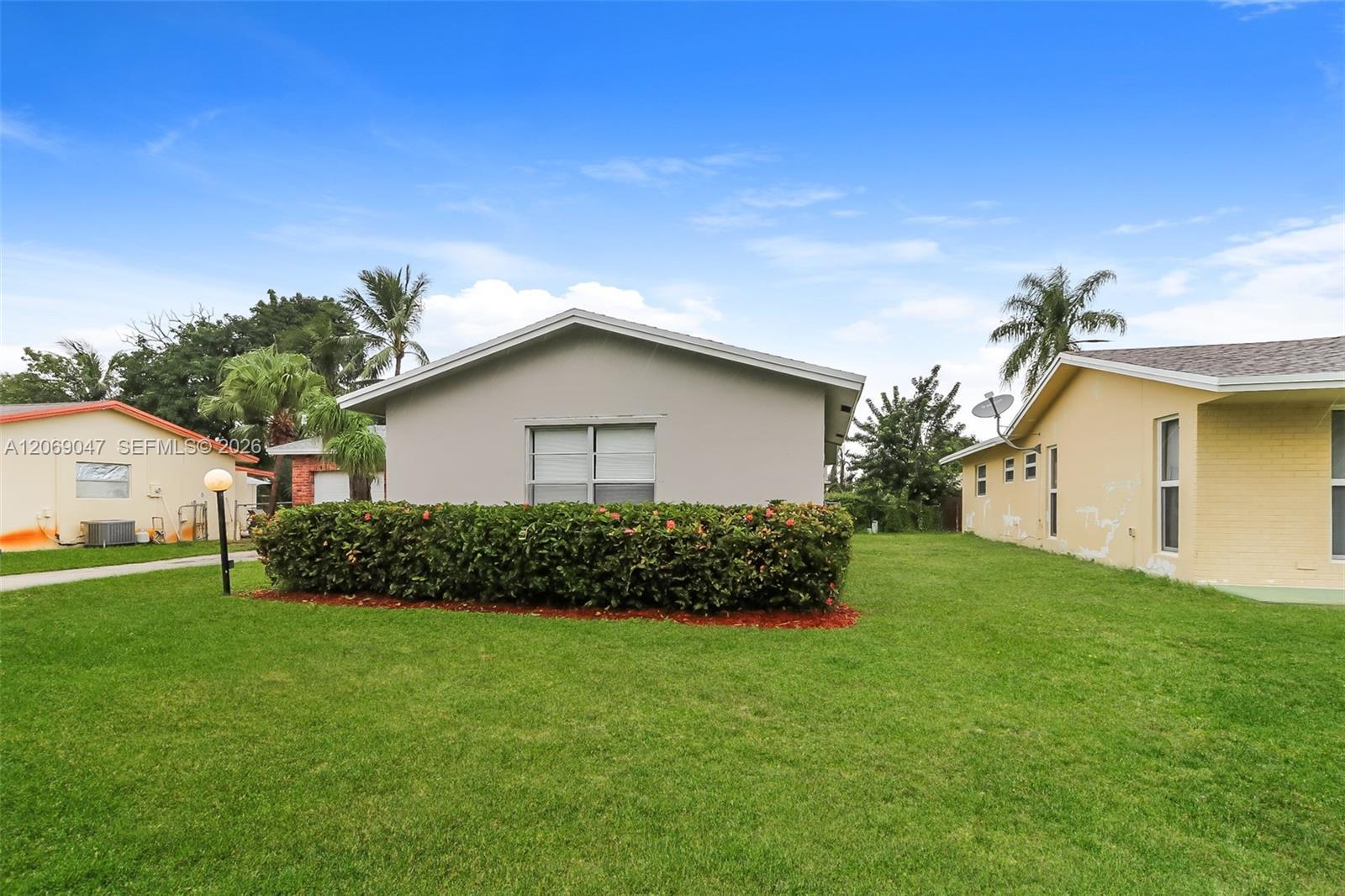 9749 Sandalfoot Blvd, Boca Raton FL 33428 photo 3
