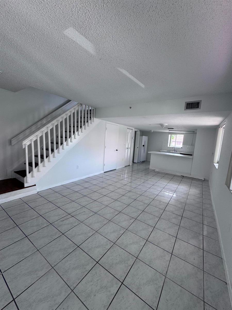 551 NW 82ND Avenue # 526, Miami FL 33126 photo 4