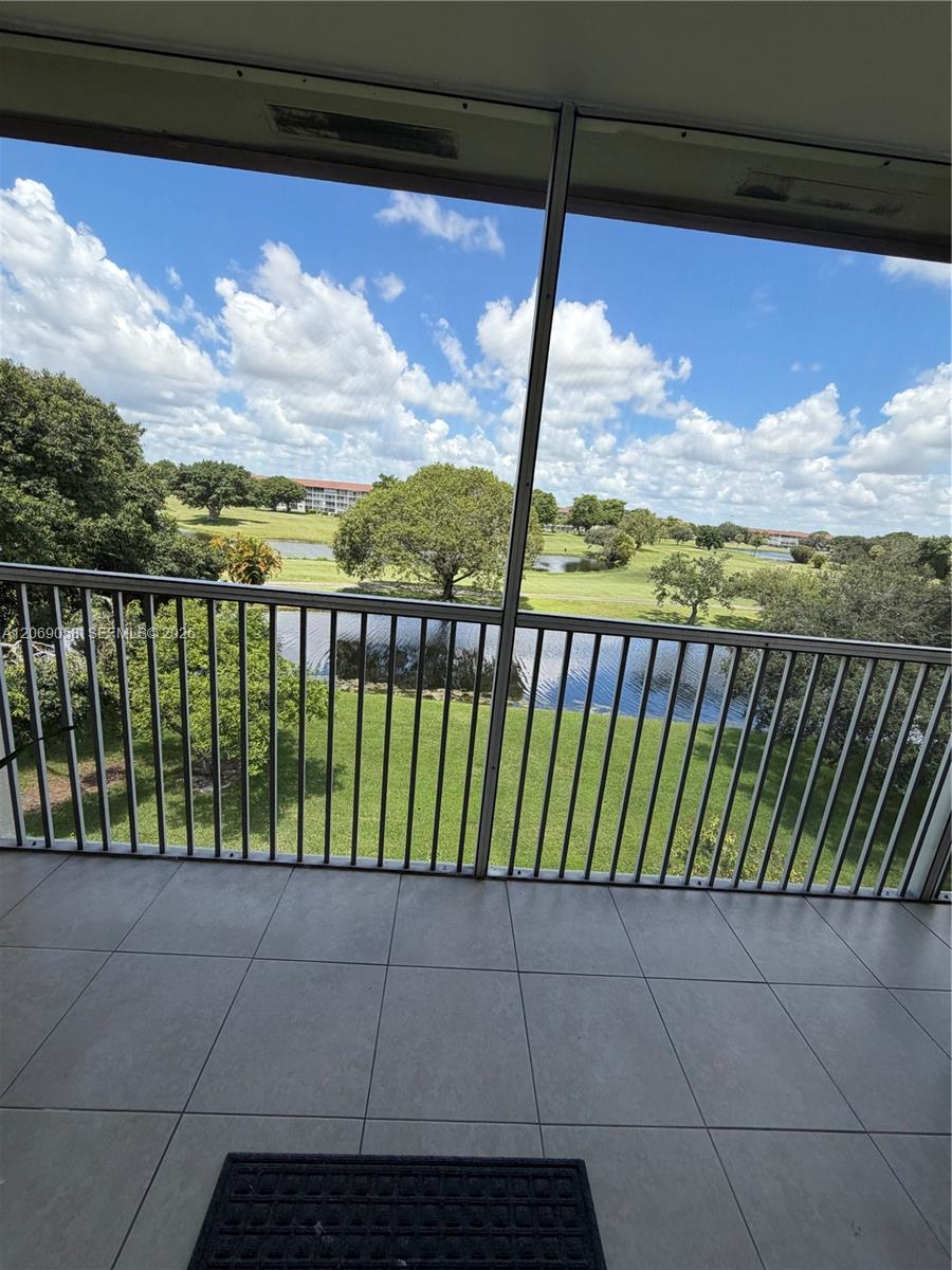 750 SW 133rd Ter # 403C, Pembroke Pines FL 33027 photo 3