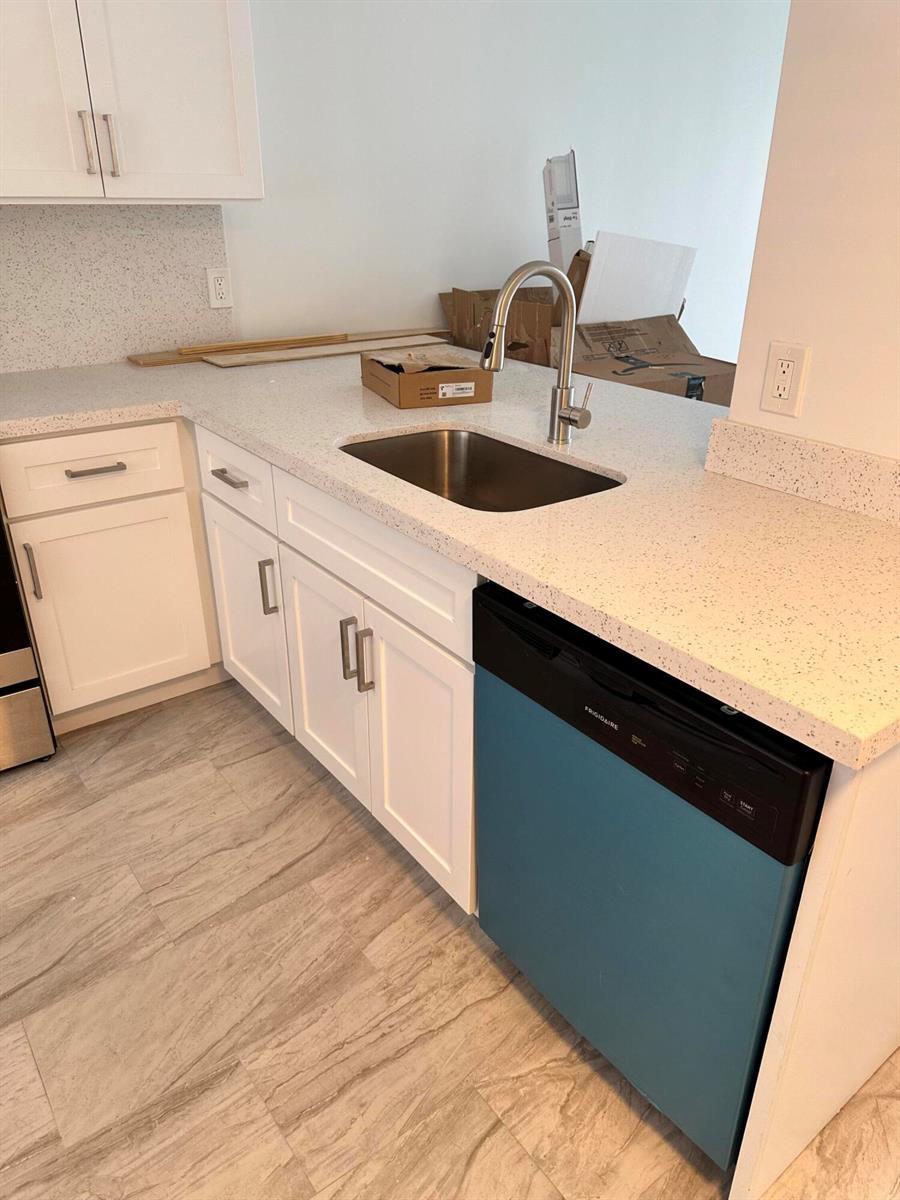 7145 HUNTINGTON Lane # 408, Delray Beach FL 33446 photo 2