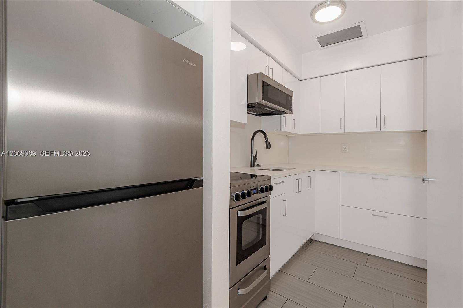 2901 Polk St # 10, Hollywood FL 33020