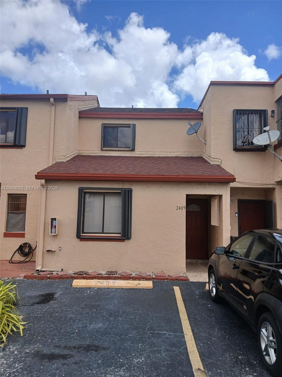 2409 W 52nd Pl # 2, Hialeah FL 33016