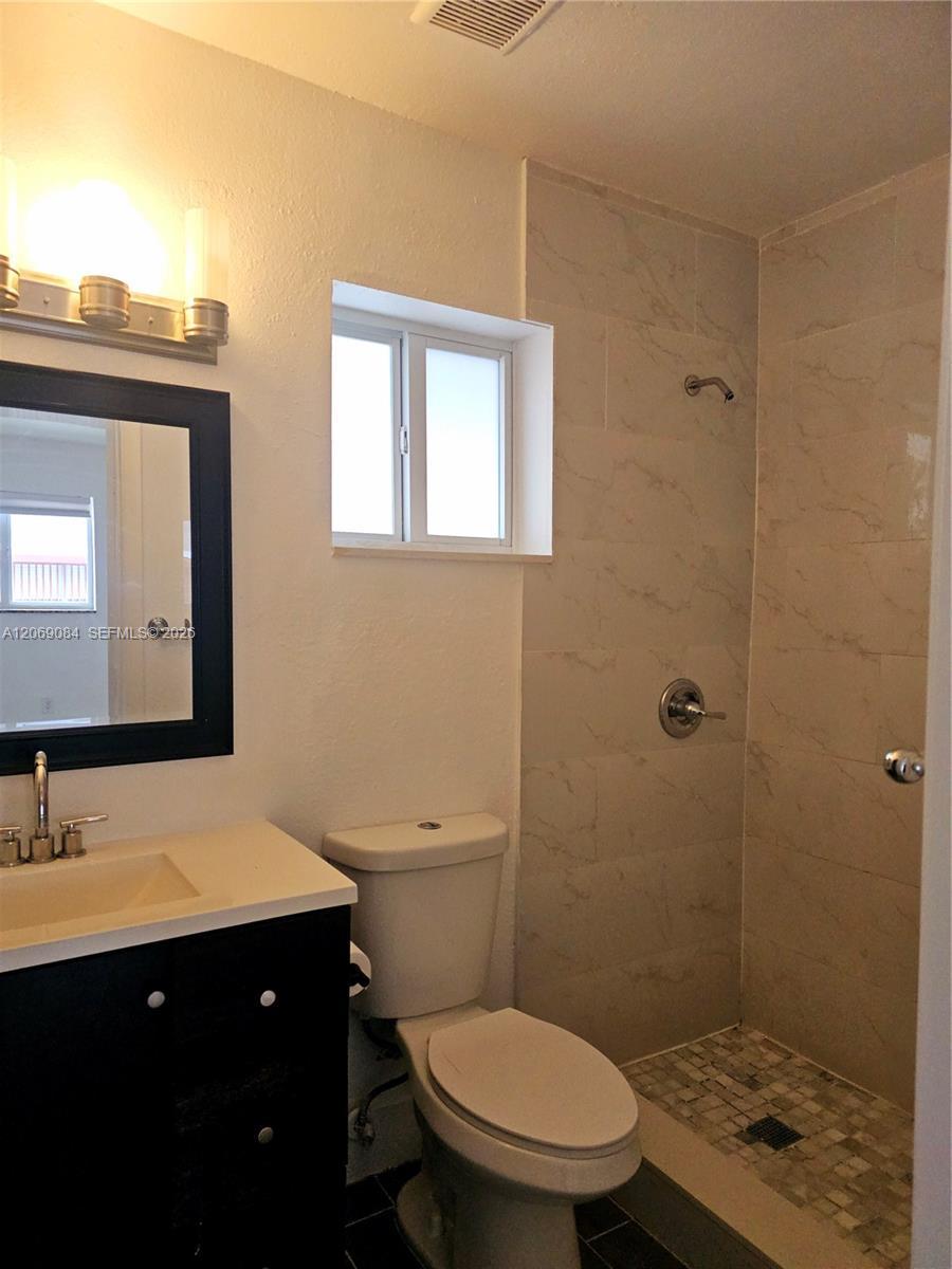 1736 SW 3rd St # 1, Miami FL 33135 photo 3