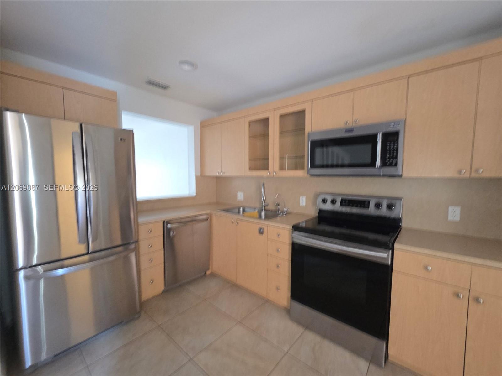 12025 S Las Palmas Dr # 12025, Pembroke Pines FL 33025 photo 4