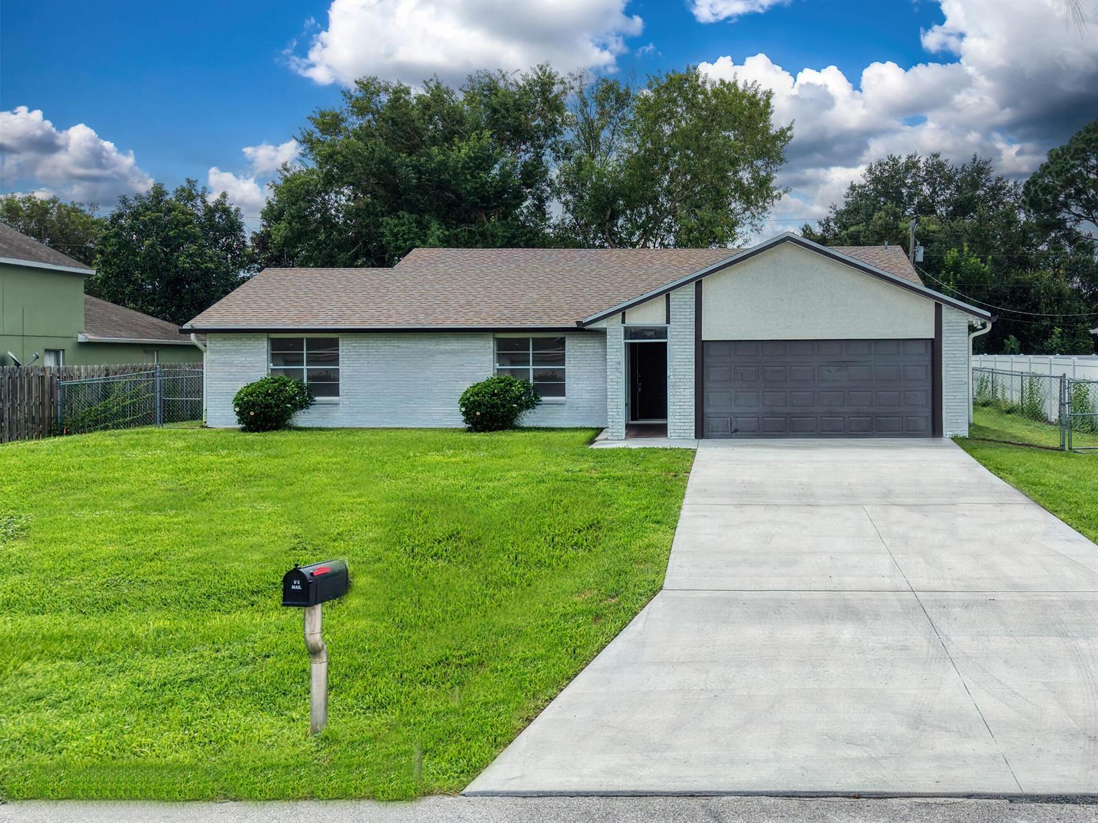 742 SW Nichols Terrace, Port St. Lucie FL 34953 photo 3