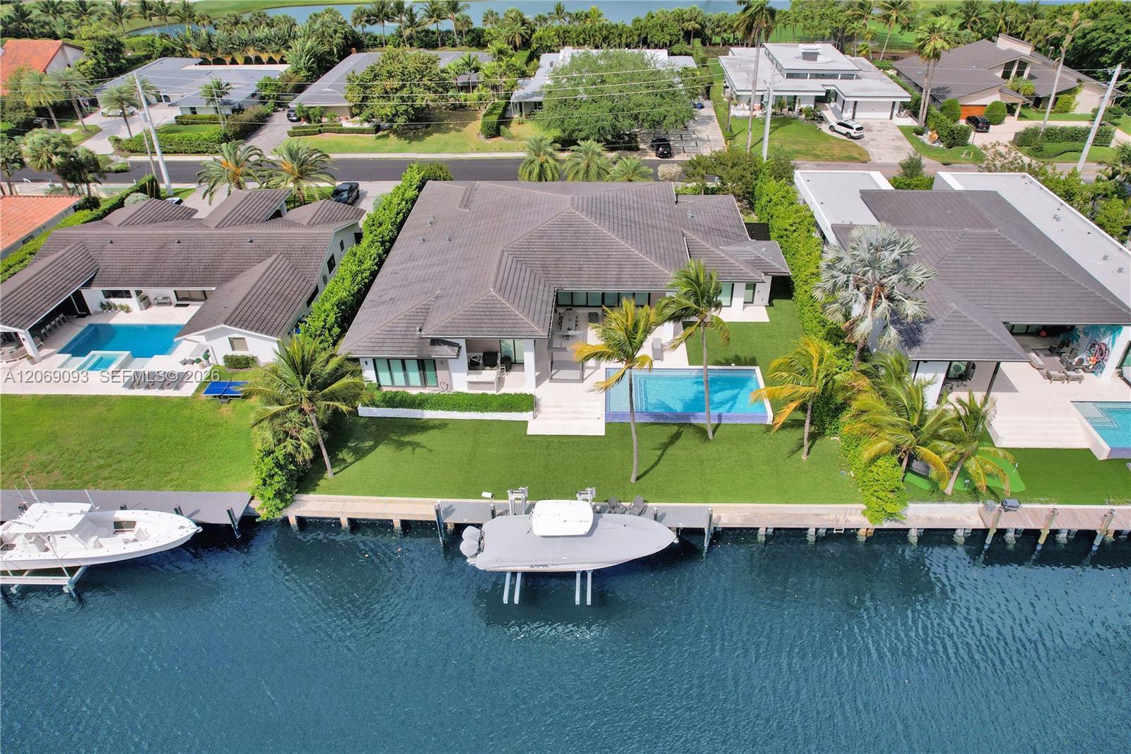 1651 Diplomat Pkwy, Hallandale Beach FL 33009 photo 3
