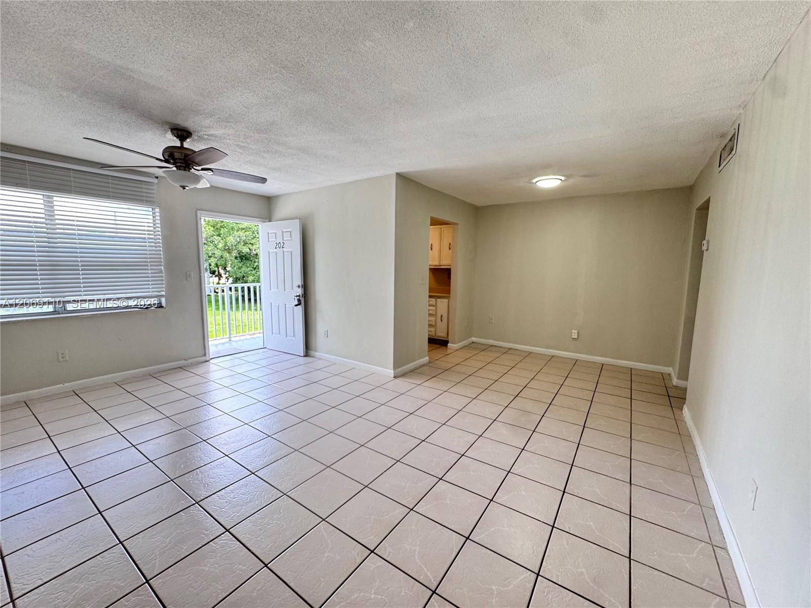 3265 Griffin Rd # 202, Dania Beach FL 33312 photo 5