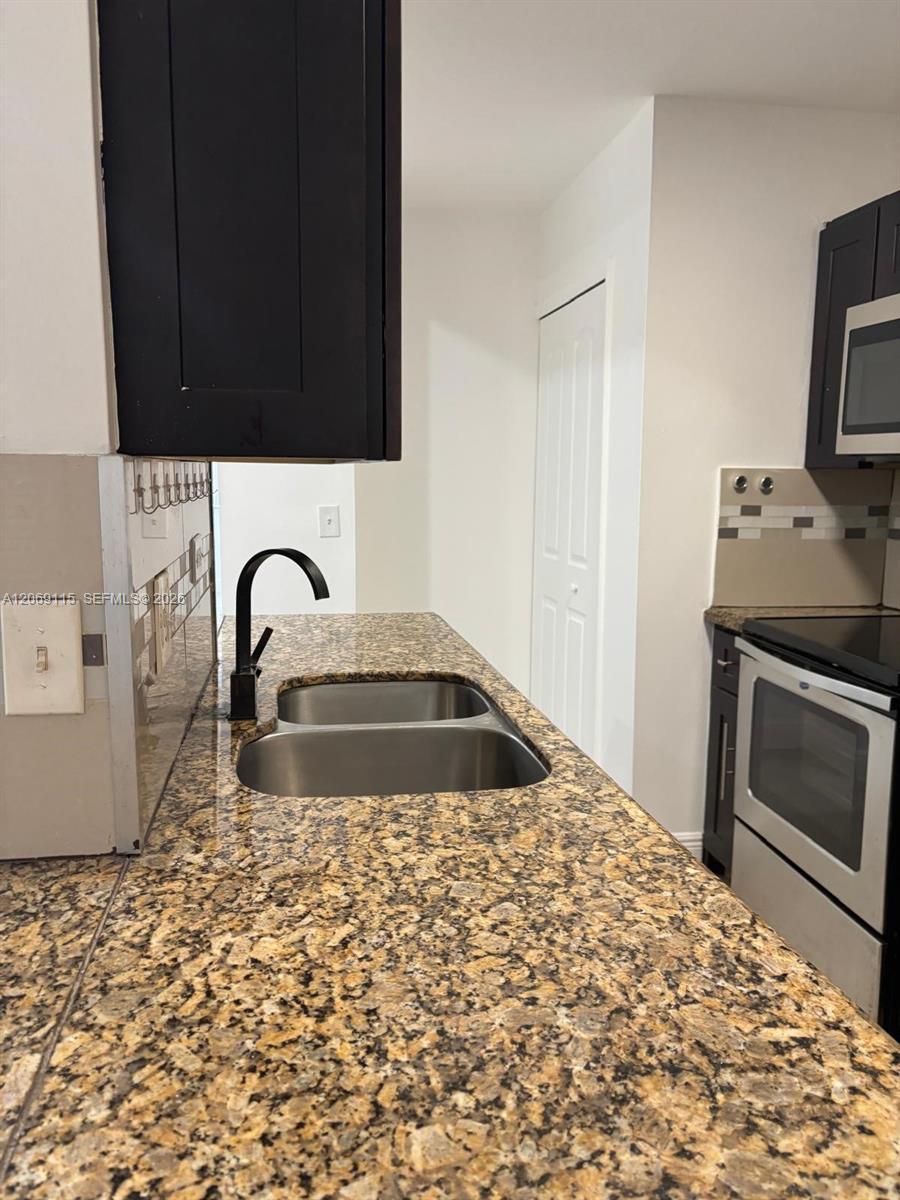 18344 NW 68th Ave # G, Hialeah FL 33015 photo 3