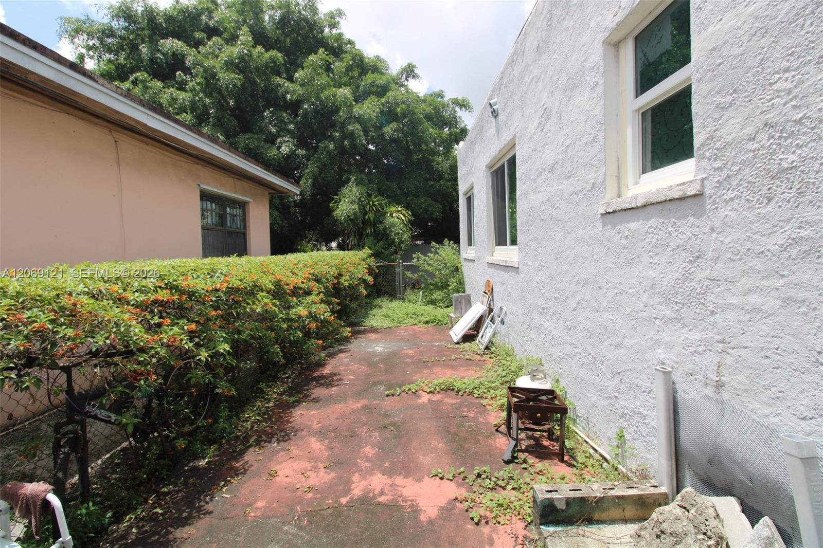 7010 NW 6th Ave, Miami FL 33150 photo 4