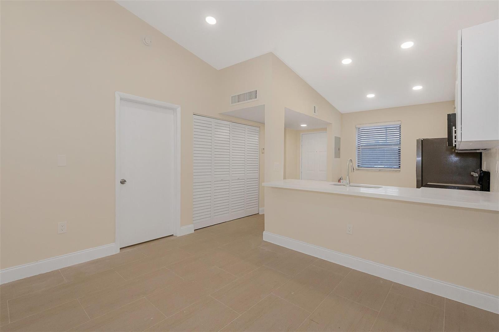 9951 Nob Hill Place # 9951, Sunrise FL 33351 photo 2