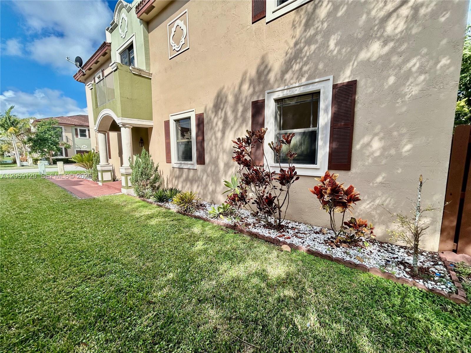 607 NE 35th Ave # 607, Homestead FL 33033 photo 4