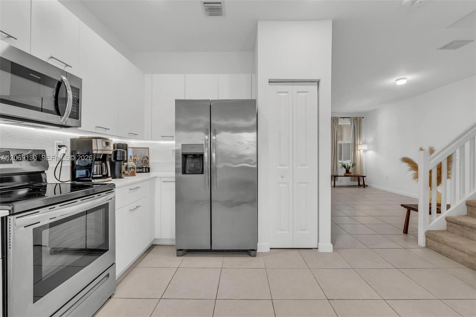 12613 NW 23rd Pl, Miami FL 33167 photo 3