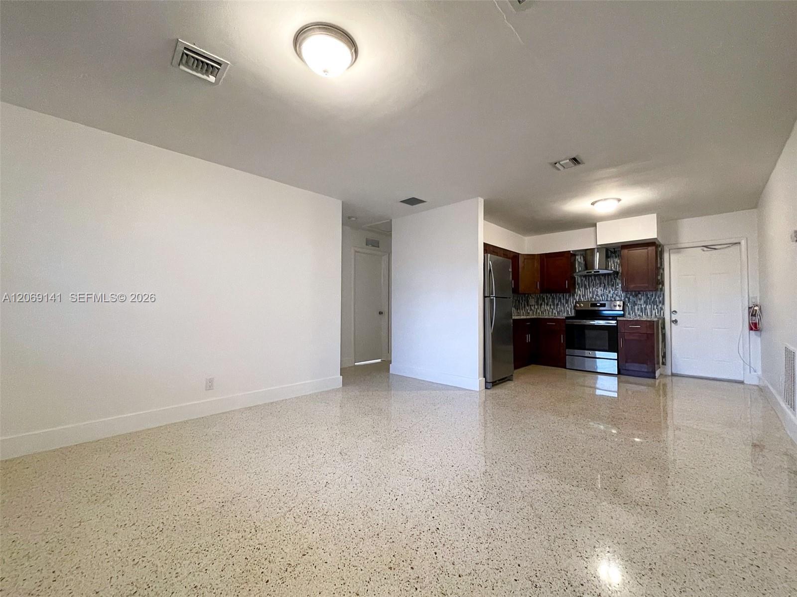 510 NE 4th Ave # 510, Hallandale Beach FL 33009 photo 5