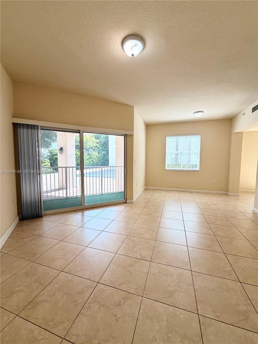 11603 NW 89th St # 109, Doral FL 33178 photo 4