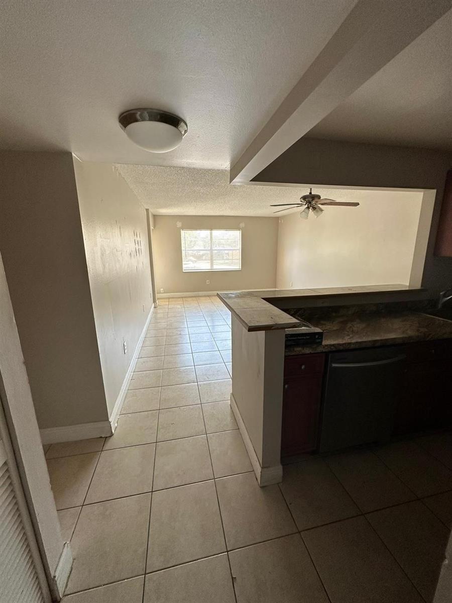 4324 NW 9TH Avenue # 2D, Deerfield Beach FL 33064 photo 2