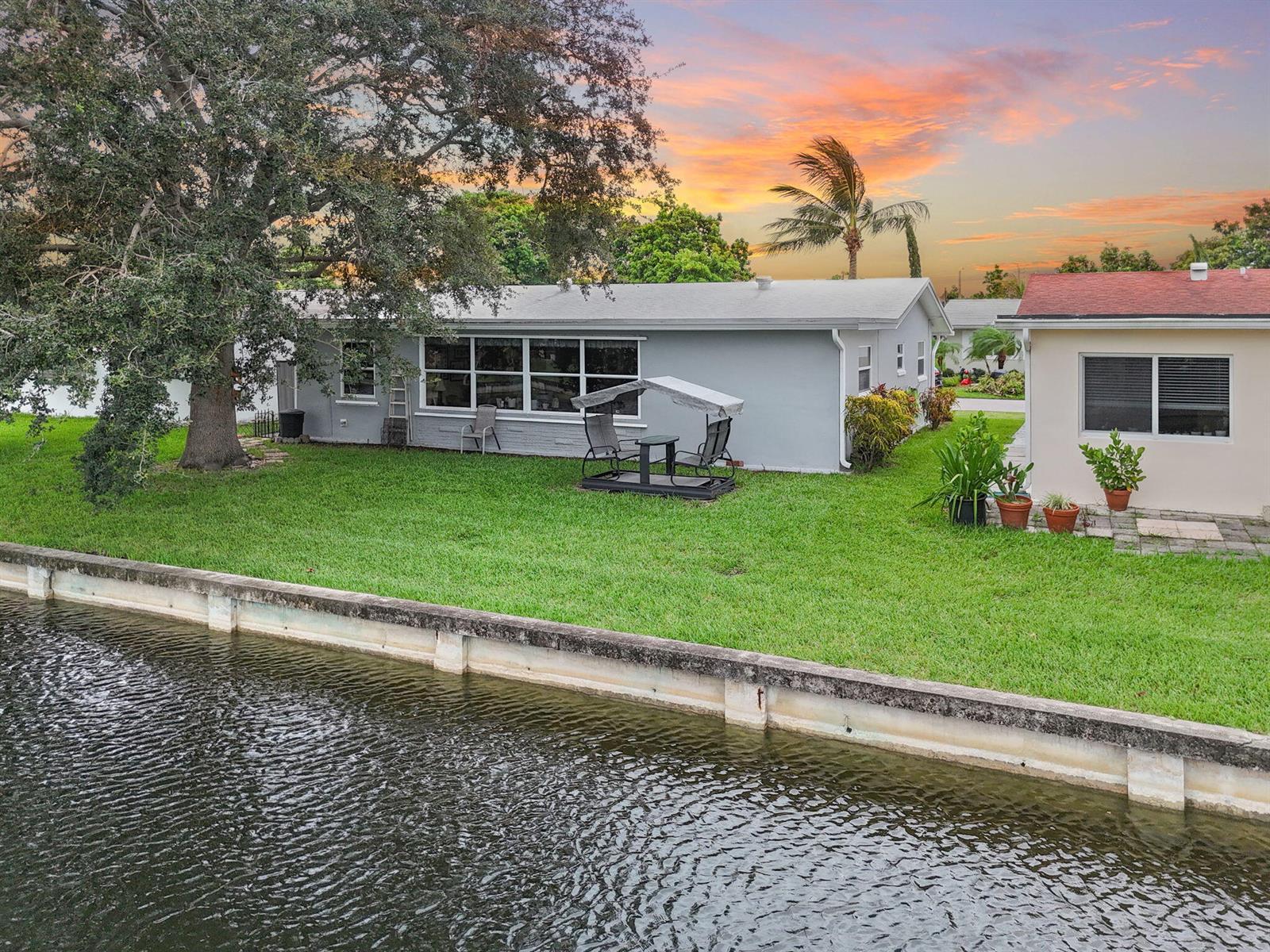 4312 NW 47th Street, Tamarac FL 33319 photo 2