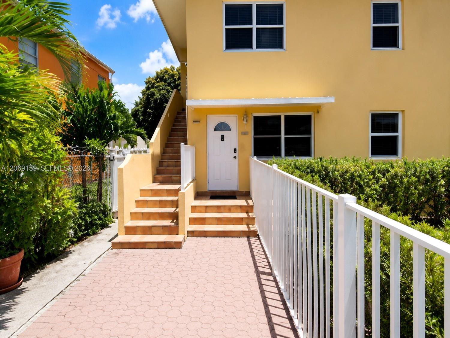 985 SW 10th St # 2, Miami FL 33130 photo 2