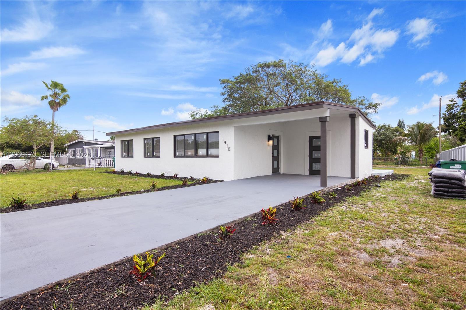 1910 NW 134th St, Miami FL 33167 photo 3