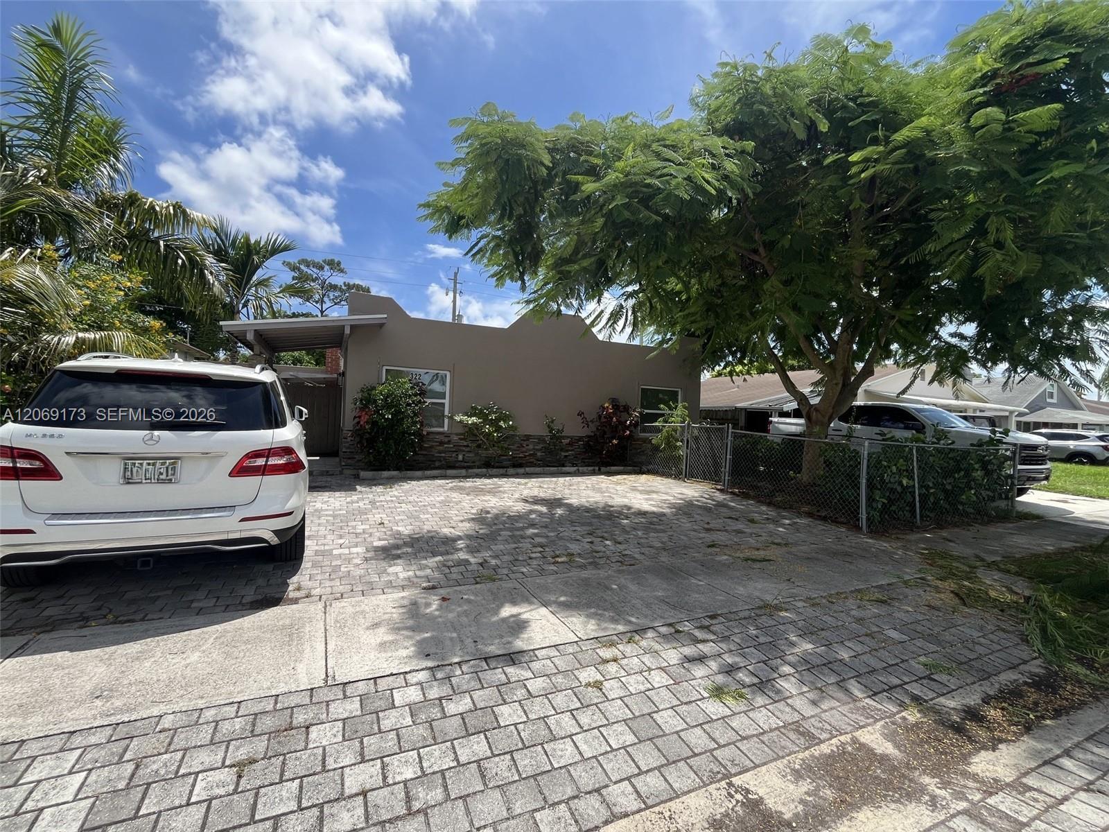 322 Jackson Ave, Green Acres FL 33463 photo 4