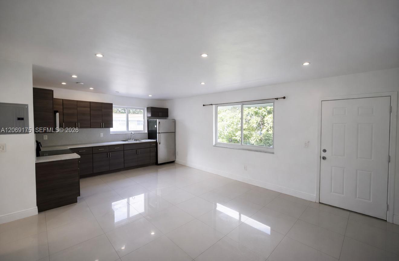 552 NE 61st St # 6, Miami FL 33137 photo 3