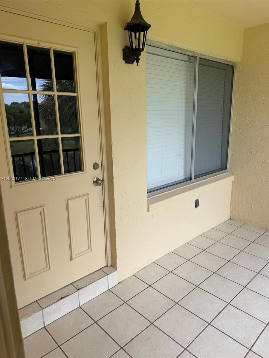 529 Shady Pine Way # B2, Green Acres FL 33415