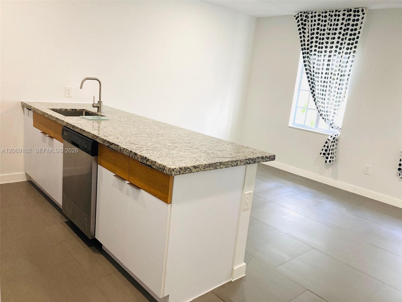 1211 Euclid Ave # 7, Miami Beach FL 33139 photo 5