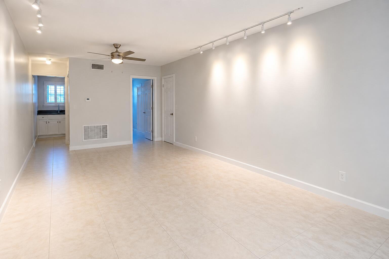 1900 NE 8th Court # 204, Fort Lauderdale FL 33304 photo 4