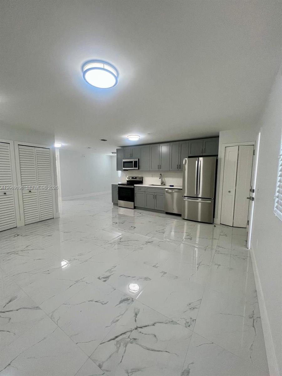 1860 NW 19th St # 201, Miami FL 33125 photo 4